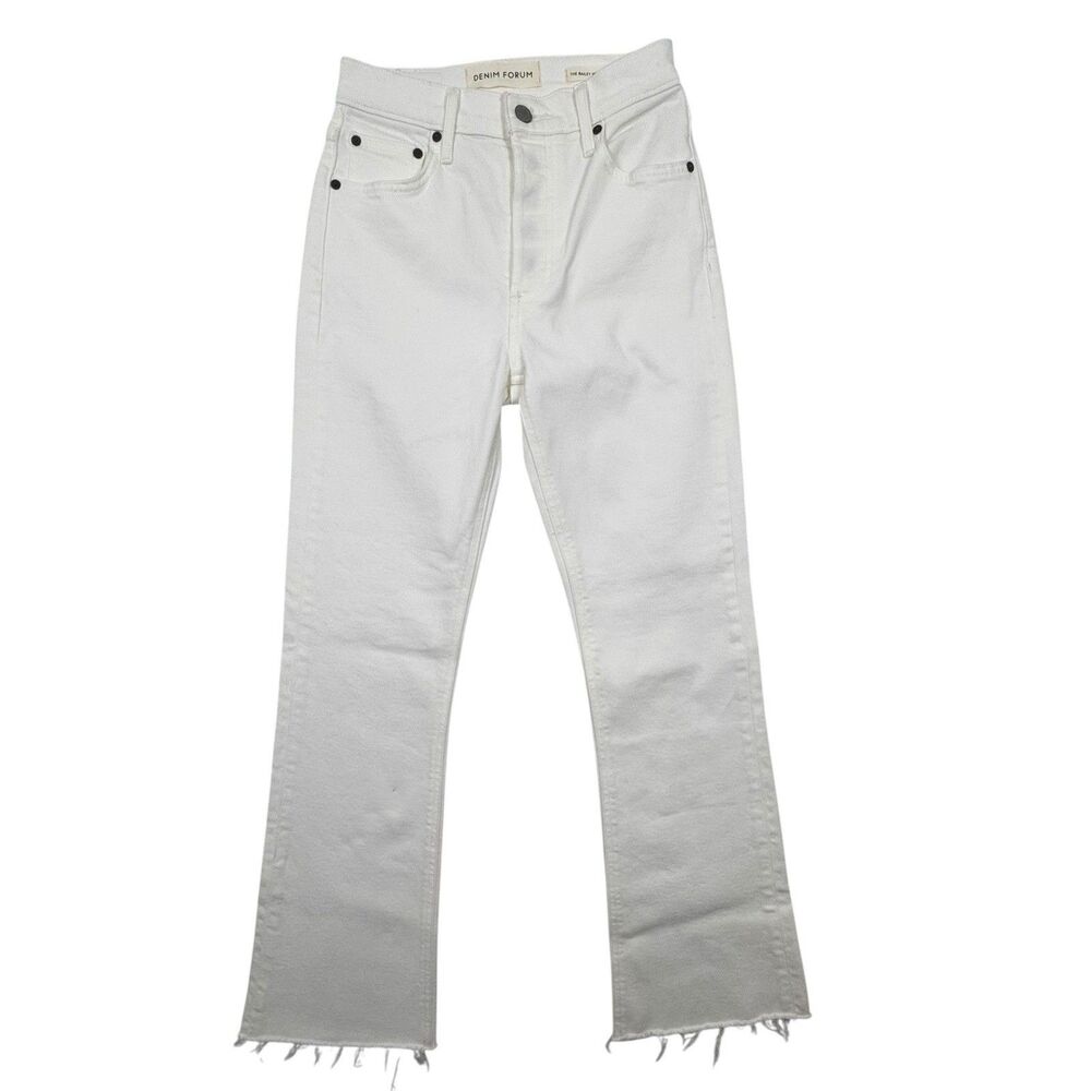 Aritzia DENIM FORUM The Bailey High Rise Crop Flare Raw Hem White Jeans SZ 24